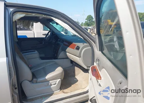 2008 Chevrolet Tahoe Lt из США, поврежденный, VIN 1GNFC13088R246036